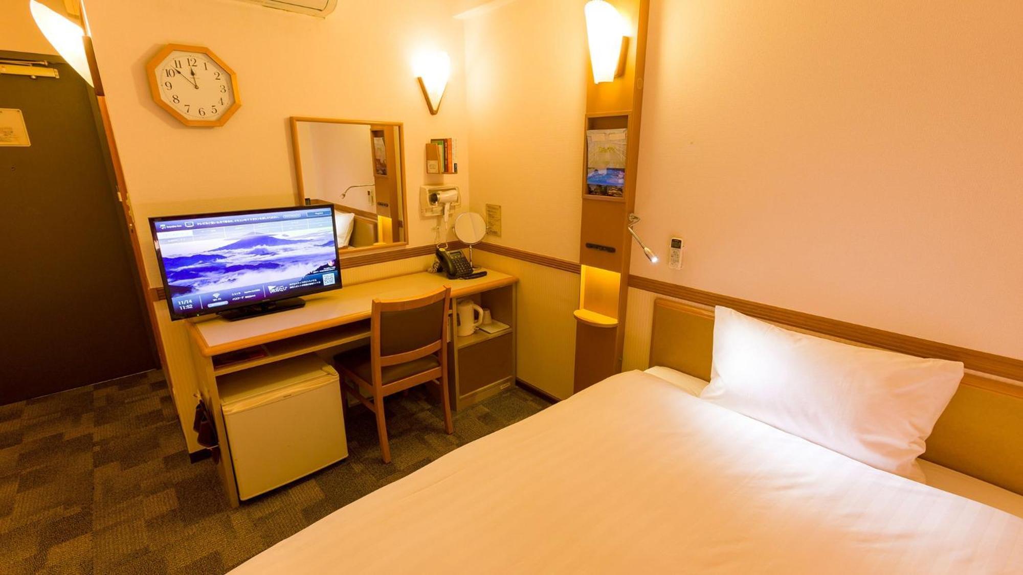Toyoko Inn Tokyo Ikebukuro Kita-Guchi No.1 Quarto foto