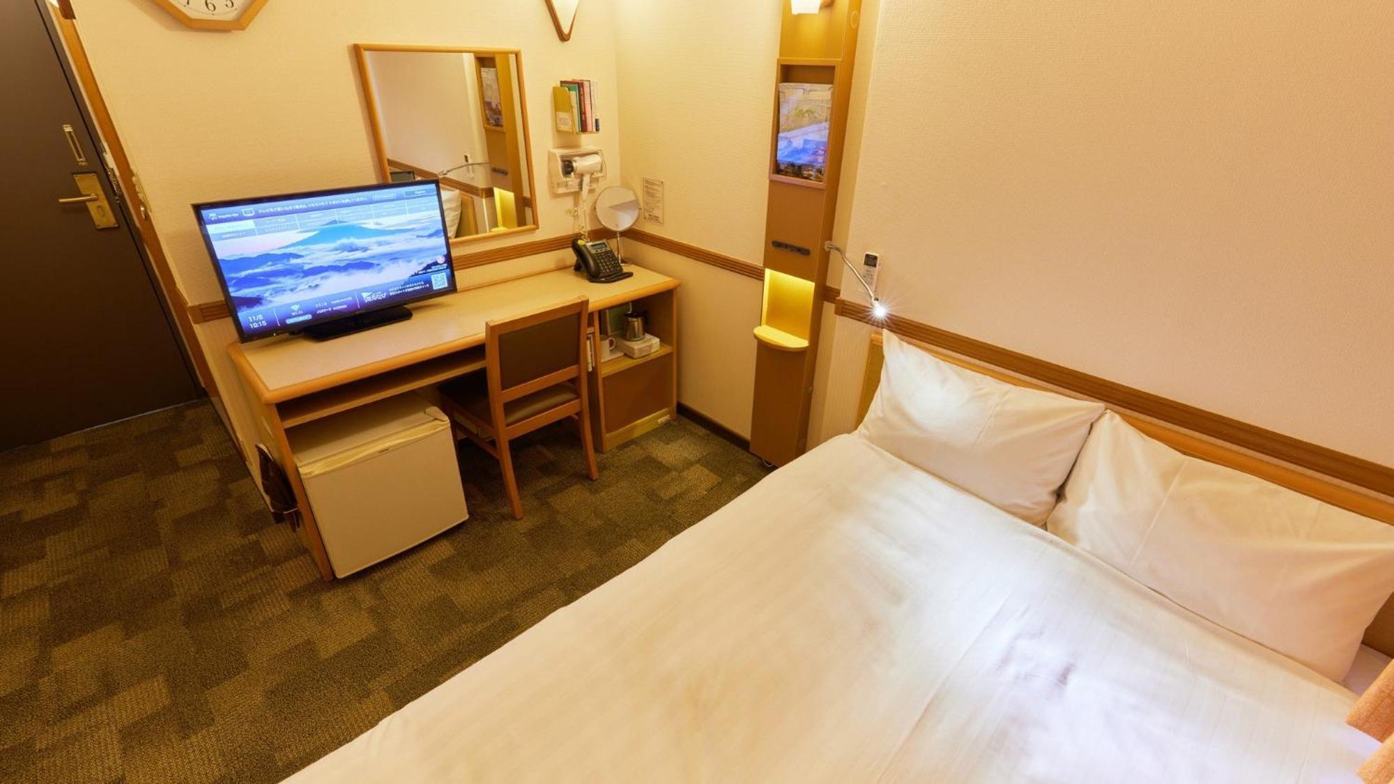 Toyoko Inn Tokyo Ikebukuro Kita-Guchi No.1 Quarto foto