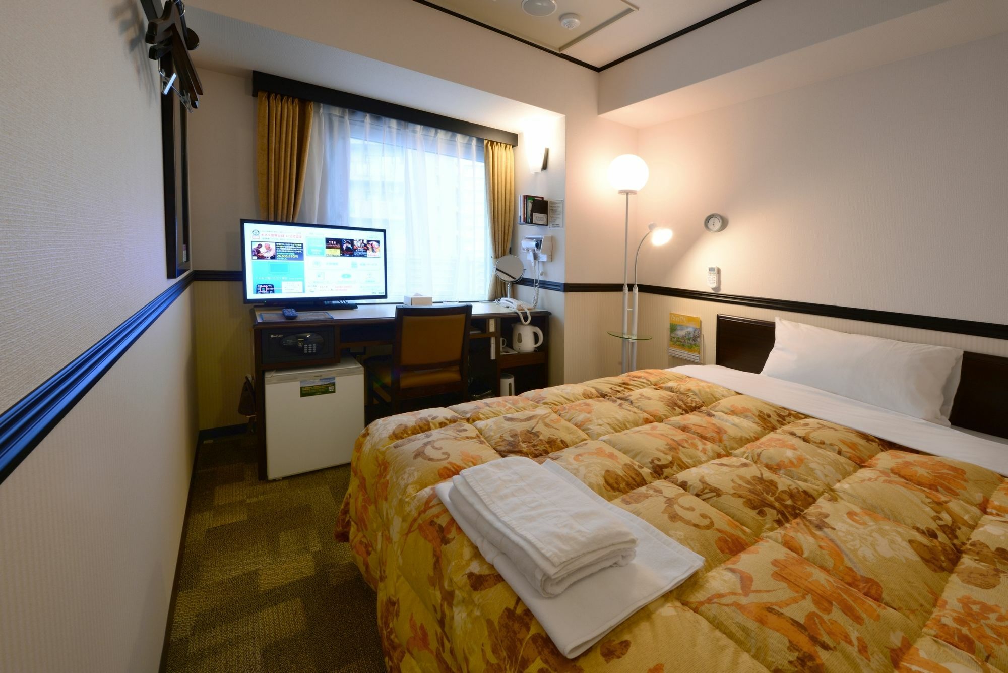 Toyoko Inn Tokyo Ikebukuro Kita-Guchi No.1 Exterior foto